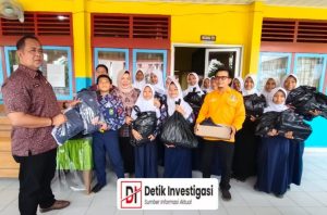 Senyum 12 Ribu Siswa Baru: Pemkab OKU Bagikan Seragam dan Tas Sekolah Gratis
